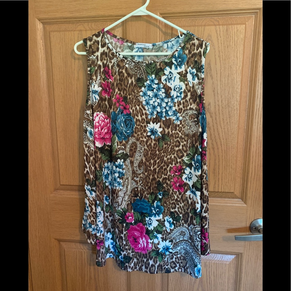 Sleeveless tank